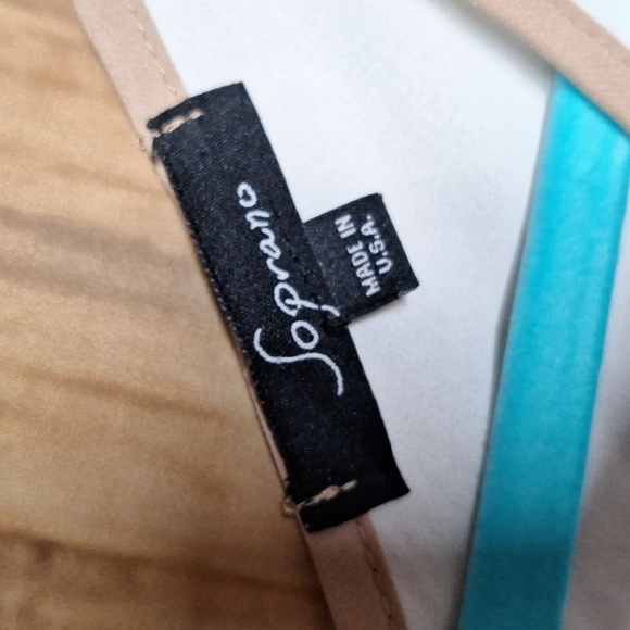 Soprano SIZE MEDIUM WHITE BLOUSE - Picture 5 of 6